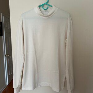 Uniqlo Men's Turtleneck Sweater in White - Medium